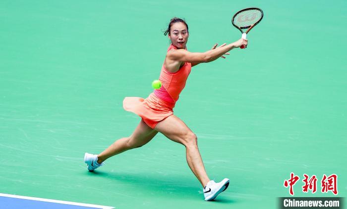 郑钦文与王欣瑜携手晋级武网八强 展现中国女子
